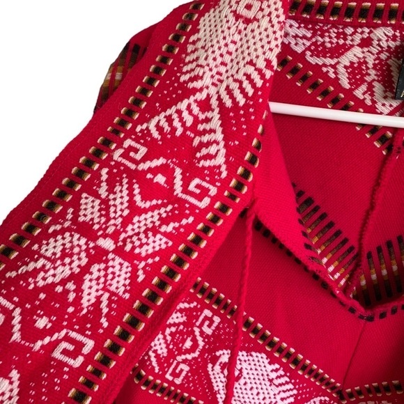 Tejidos Atahualpa Poncho Pullover Sweater - Picture 3 of 7